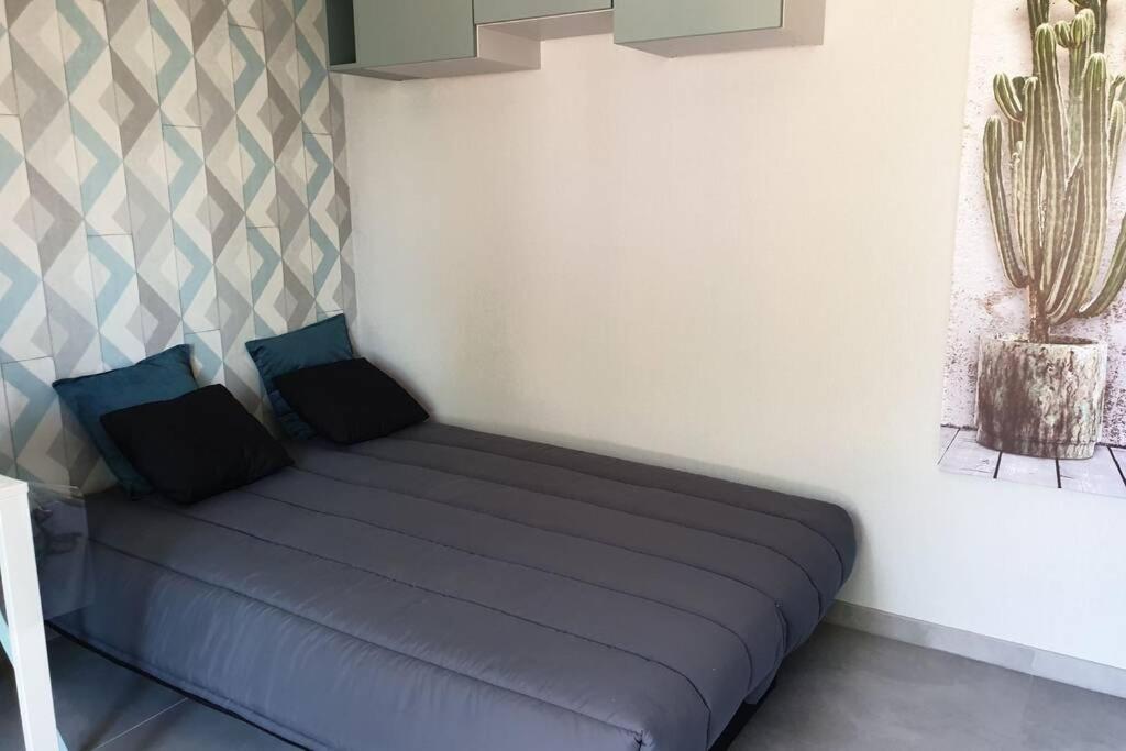 Апартаменты Agreable Logement Pour 4 Pers A Deux Pas De Verdun Haudainville Экстерьер фото